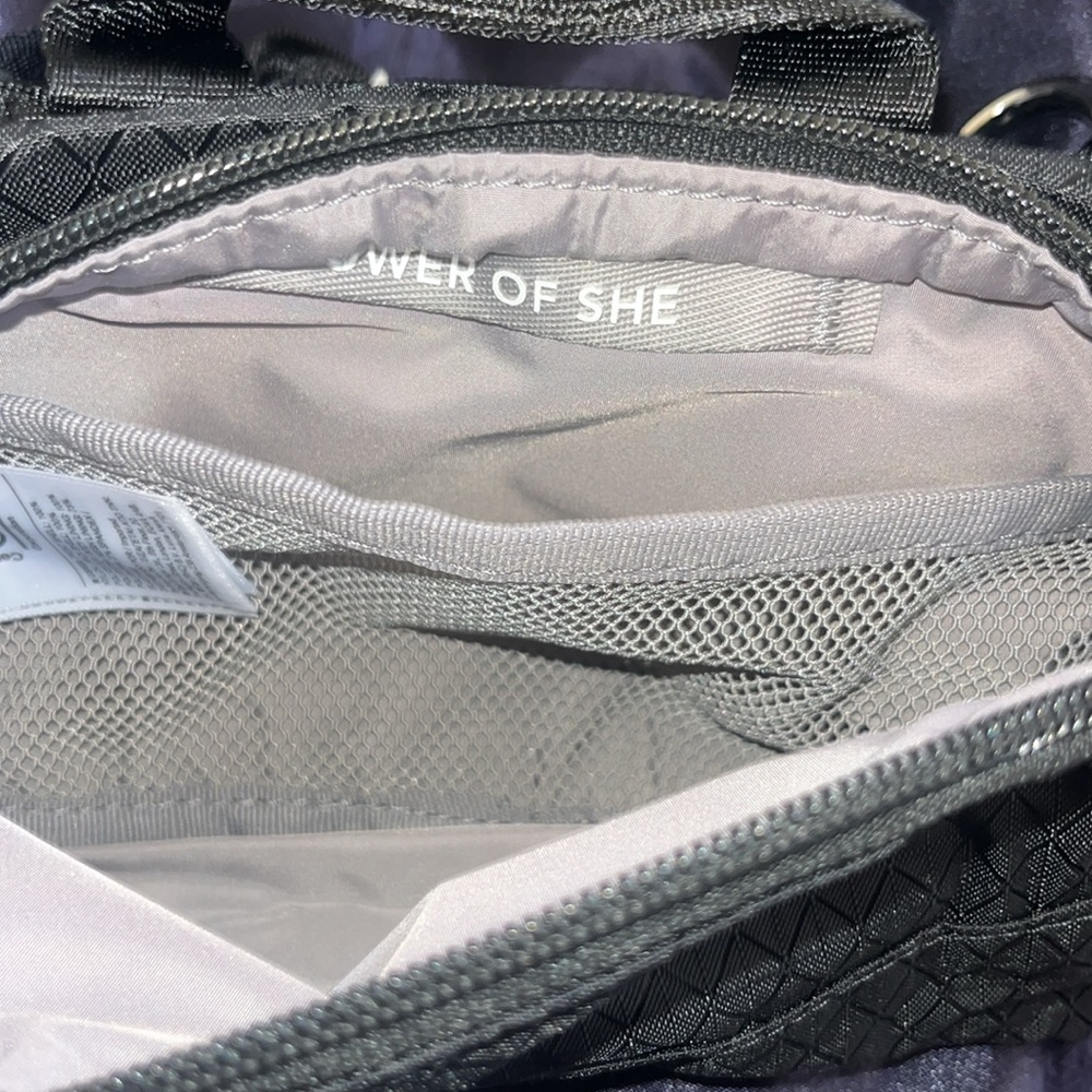 Athleta - Picture 5 of 7